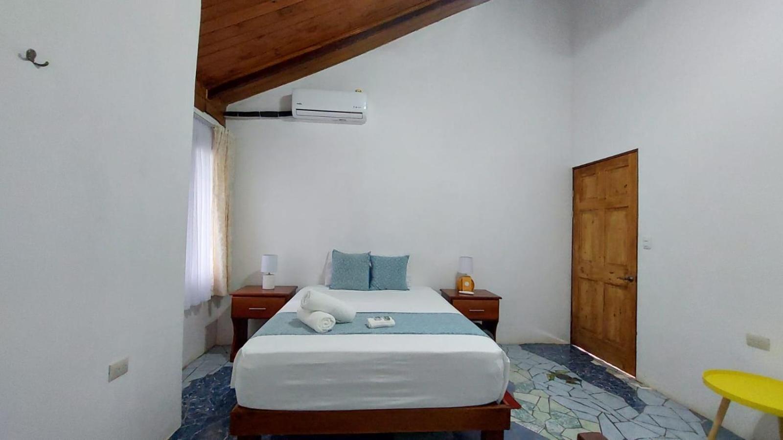 Casa Thirema Tortuguero Hotel Eksteriør billede