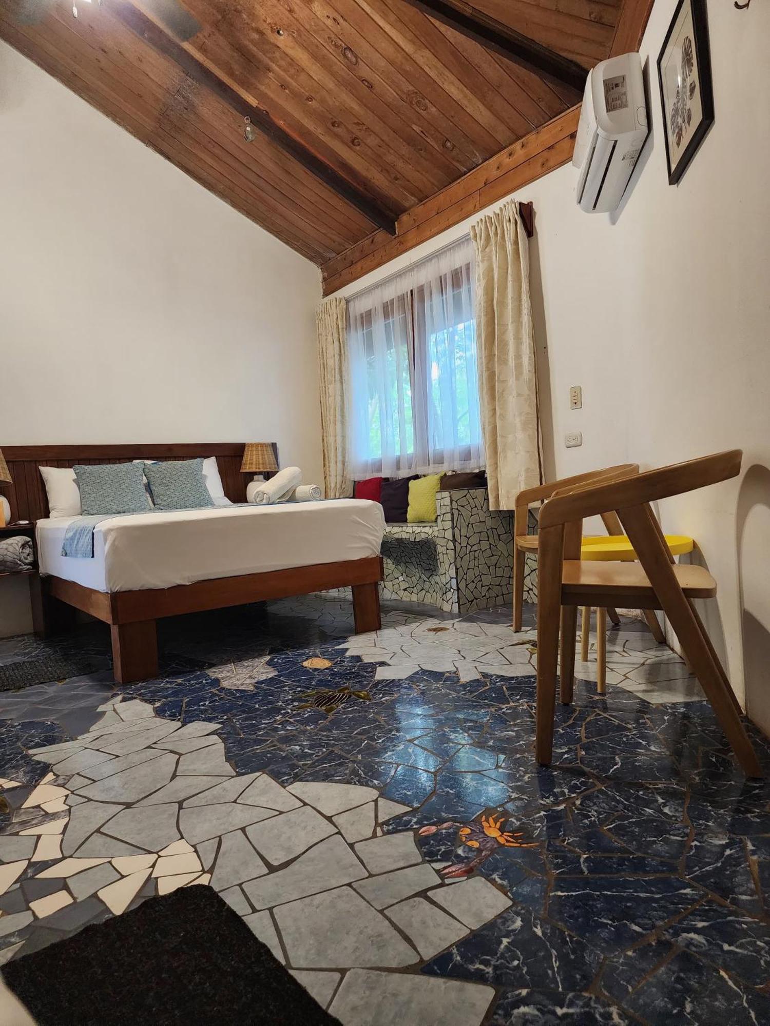 Casa Thirema Tortuguero Hotel Eksteriør billede