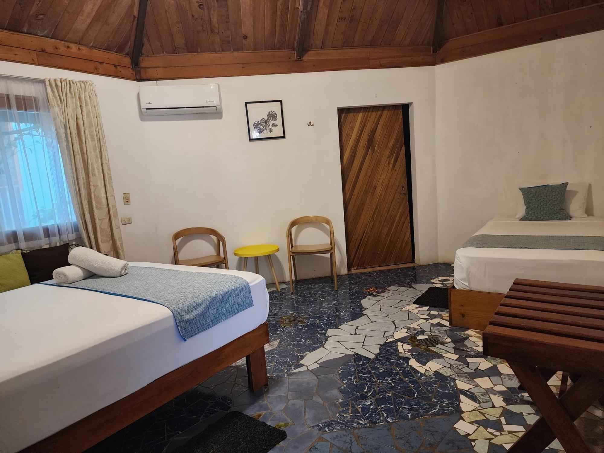 Casa Thirema Tortuguero Hotel Eksteriør billede