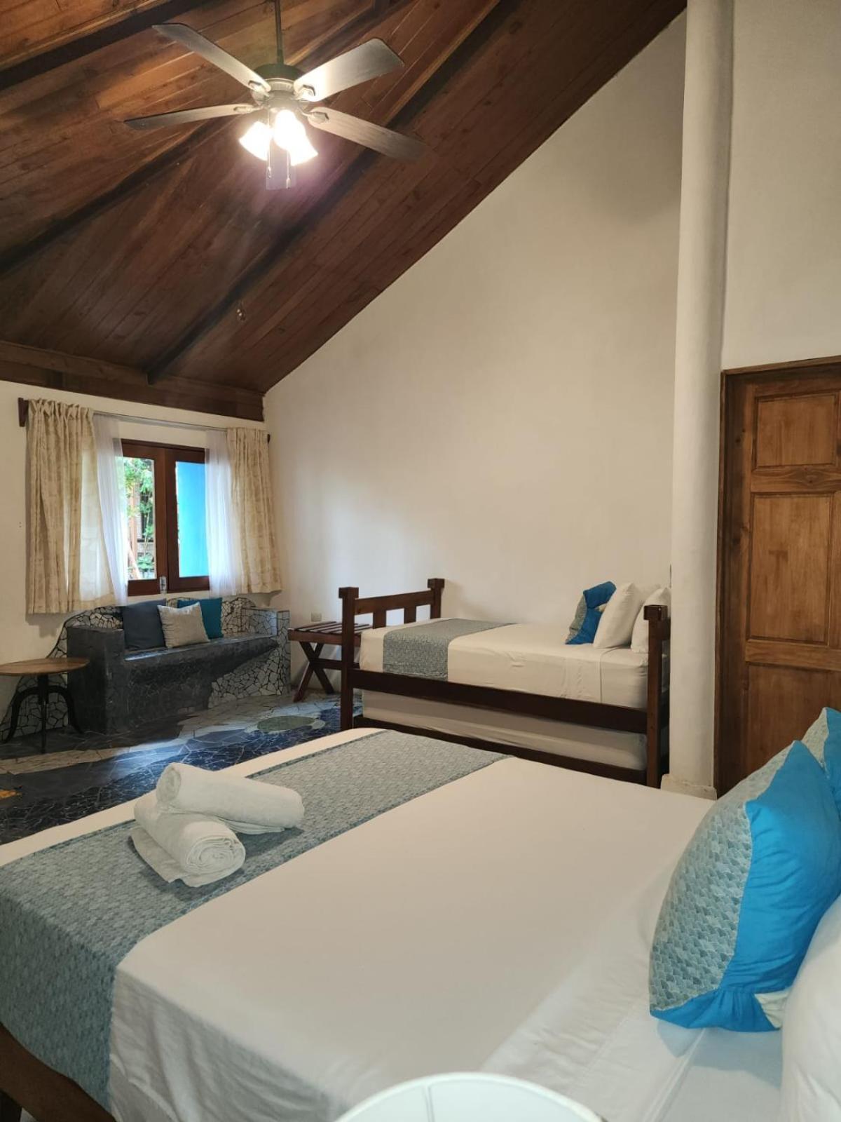 Casa Thirema Tortuguero Hotel Eksteriør billede